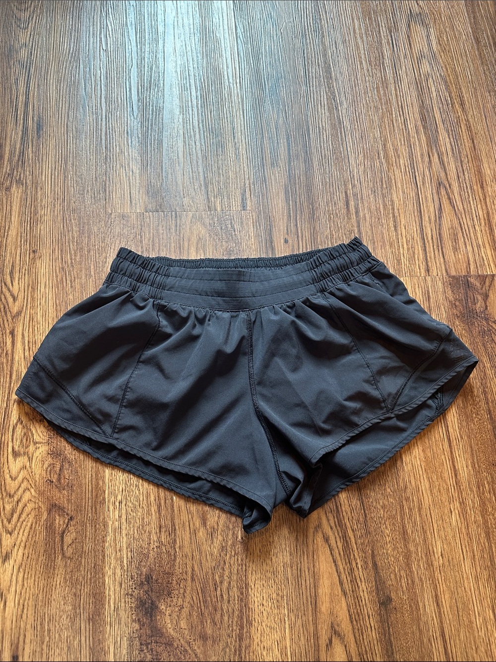 Lululemon Hotty Hot Shorts 2.5” Inseam